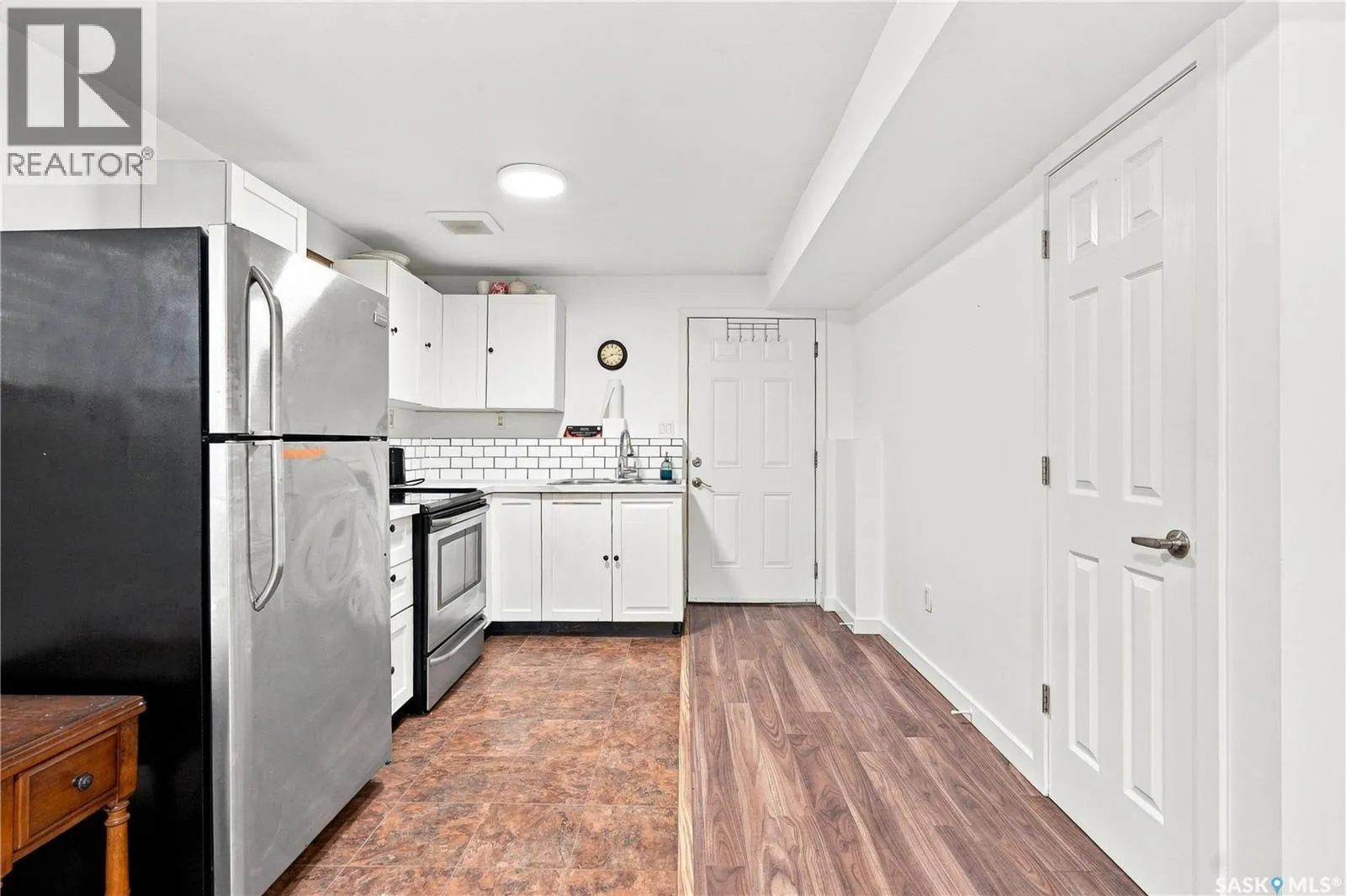 455 Hastings CRESCENT