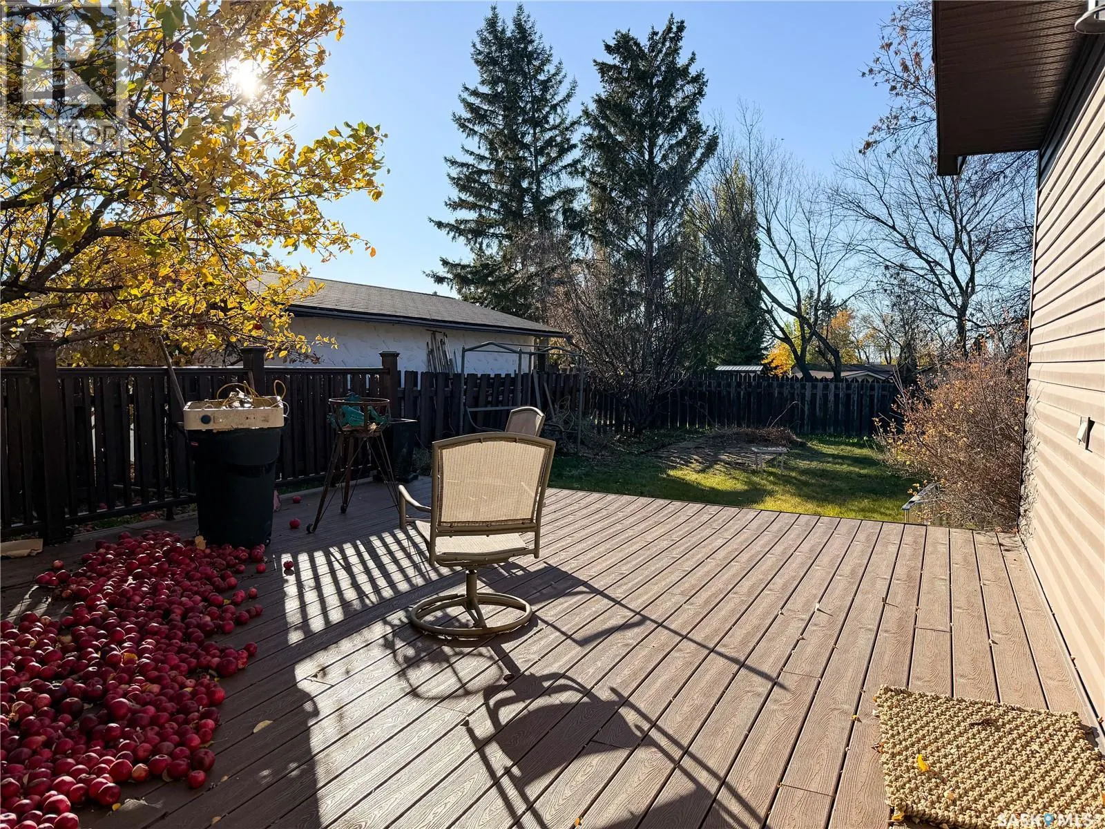 64 Dunfield CRESCENT