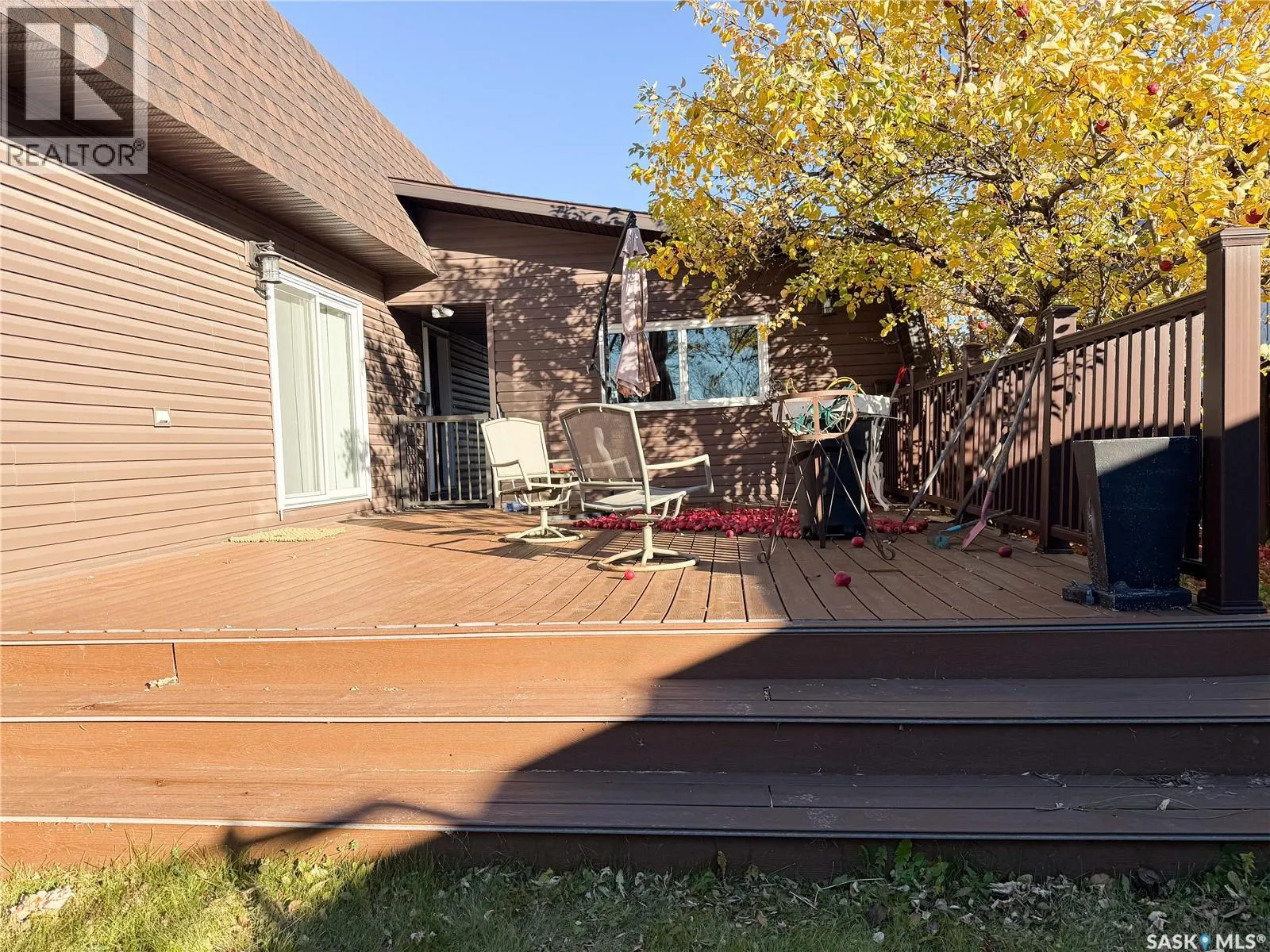 64 Dunfield CRESCENT