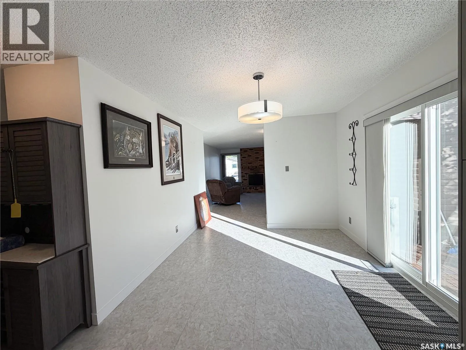 64 Dunfield CRESCENT