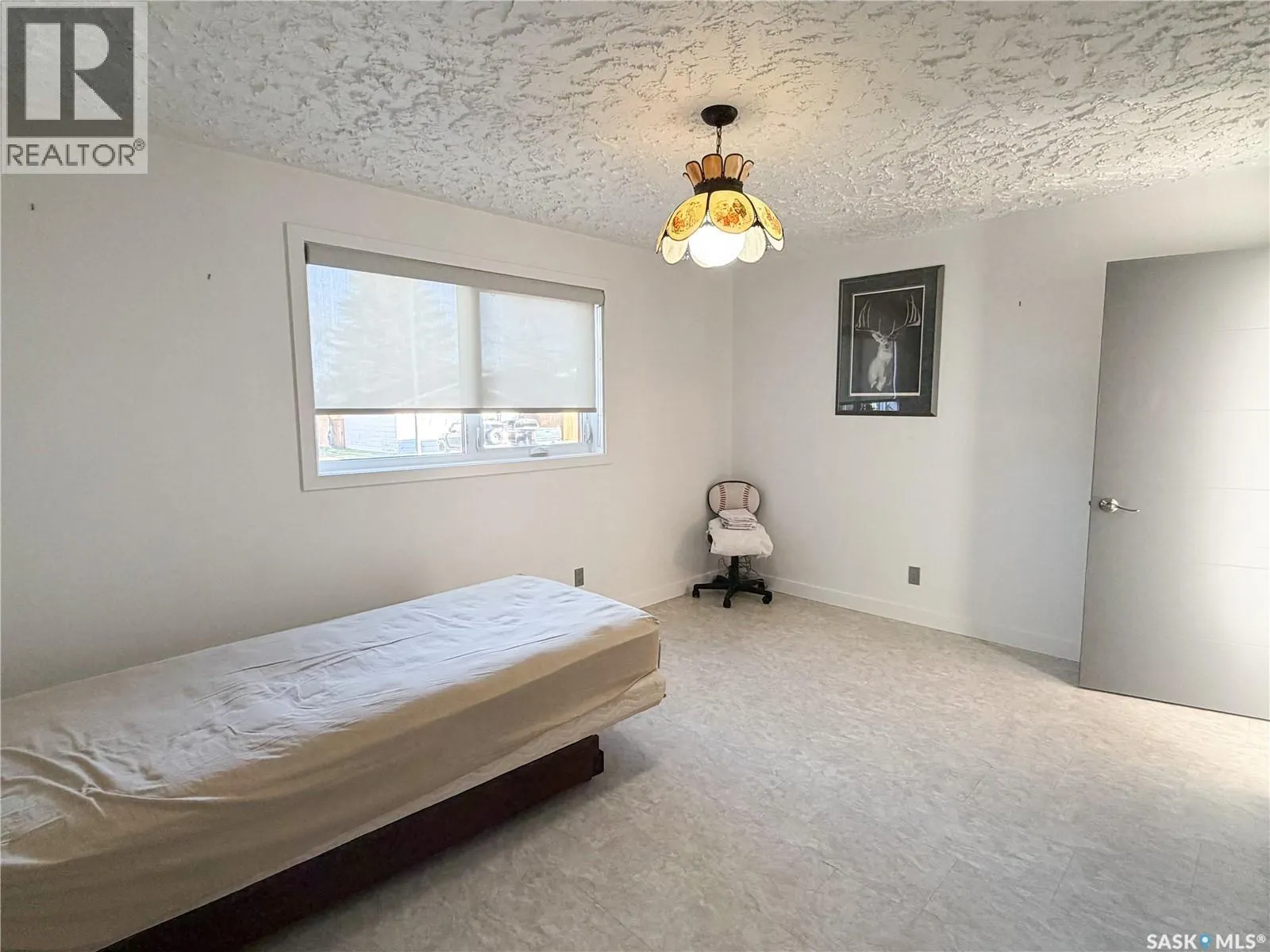 64 Dunfield CRESCENT