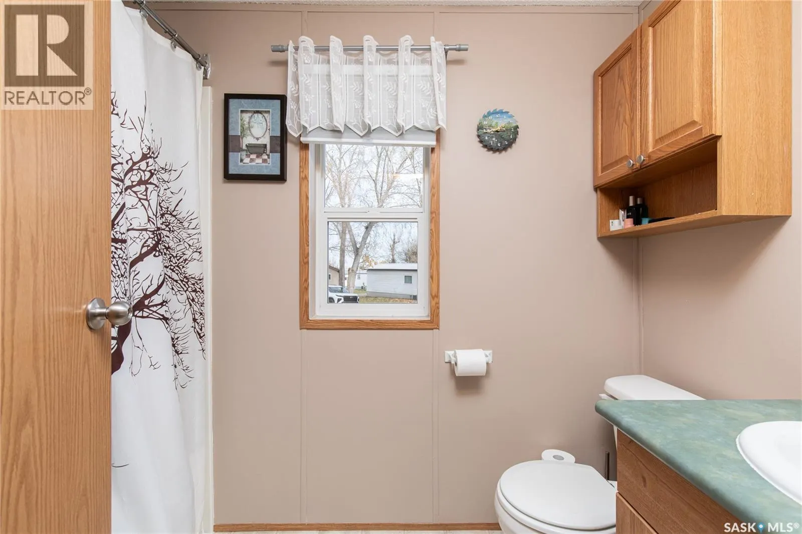 E15 1455 9th AVENUE NE