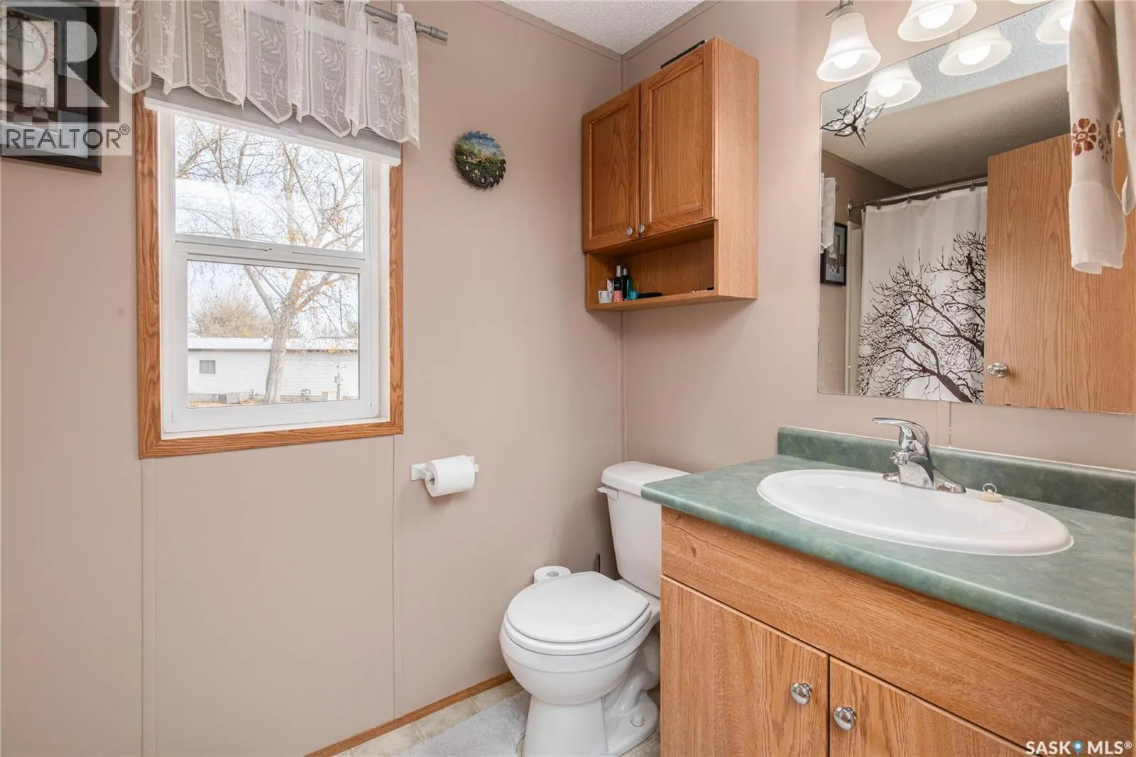 E15 1455 9th AVENUE NE