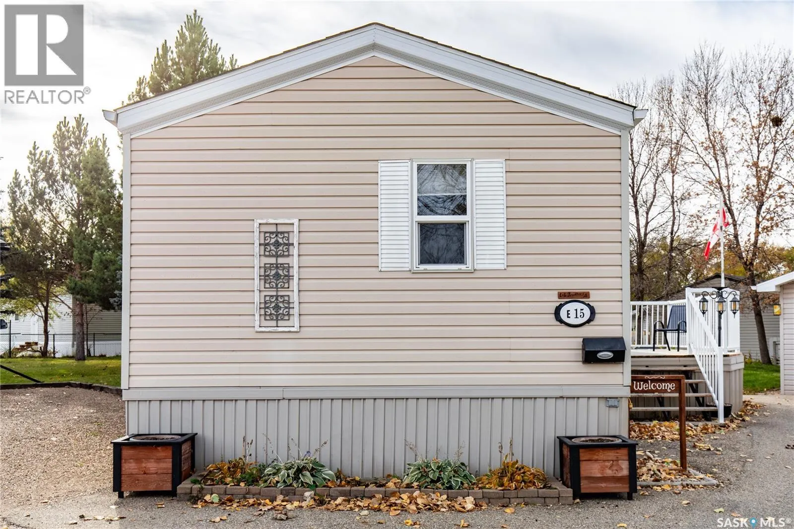 E15 1455 9th AVENUE NE