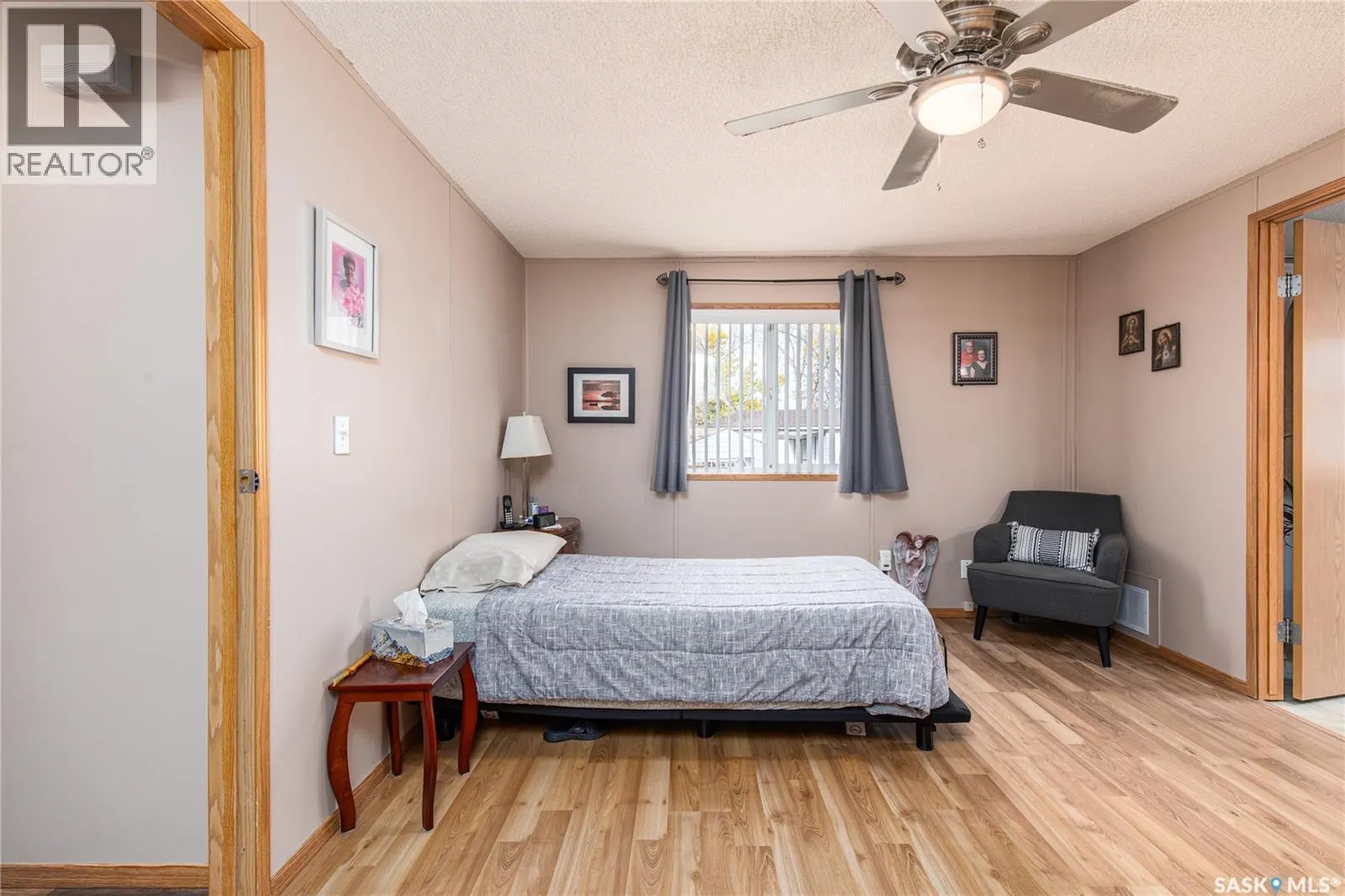 E15 1455 9th AVENUE NE