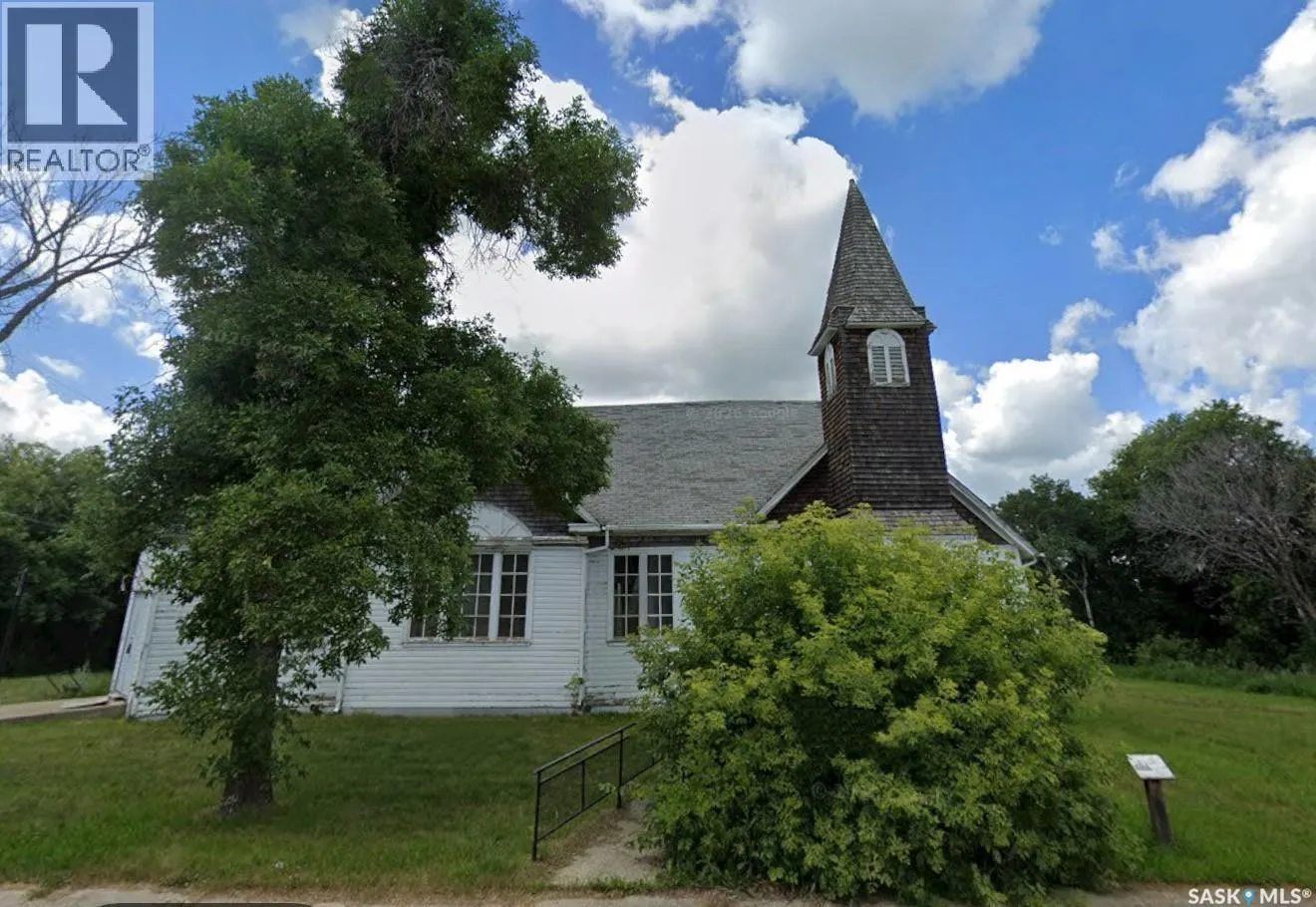 106 Walsh STREET