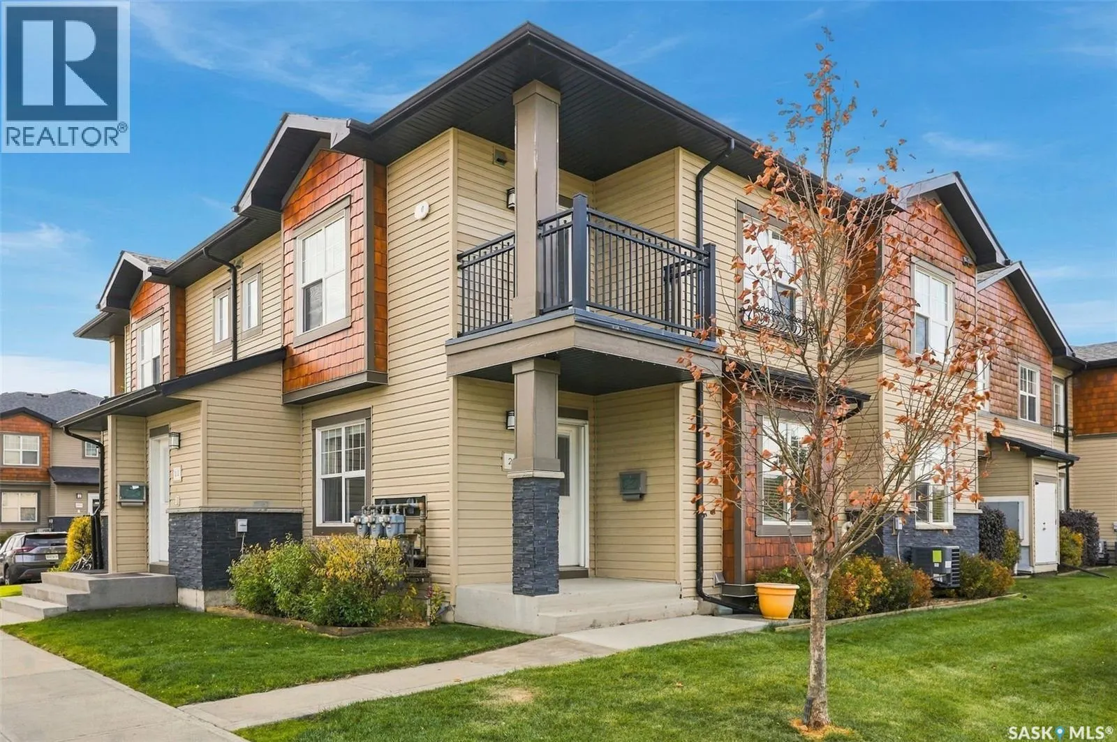 211 1015 Patrick CRESCENT
