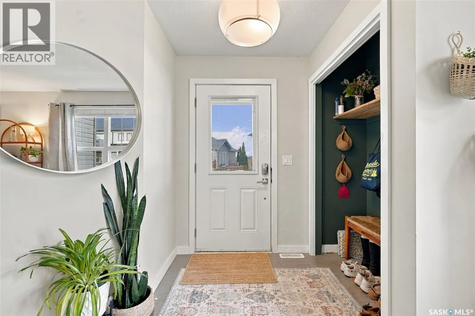 211 1015 Patrick CRESCENT