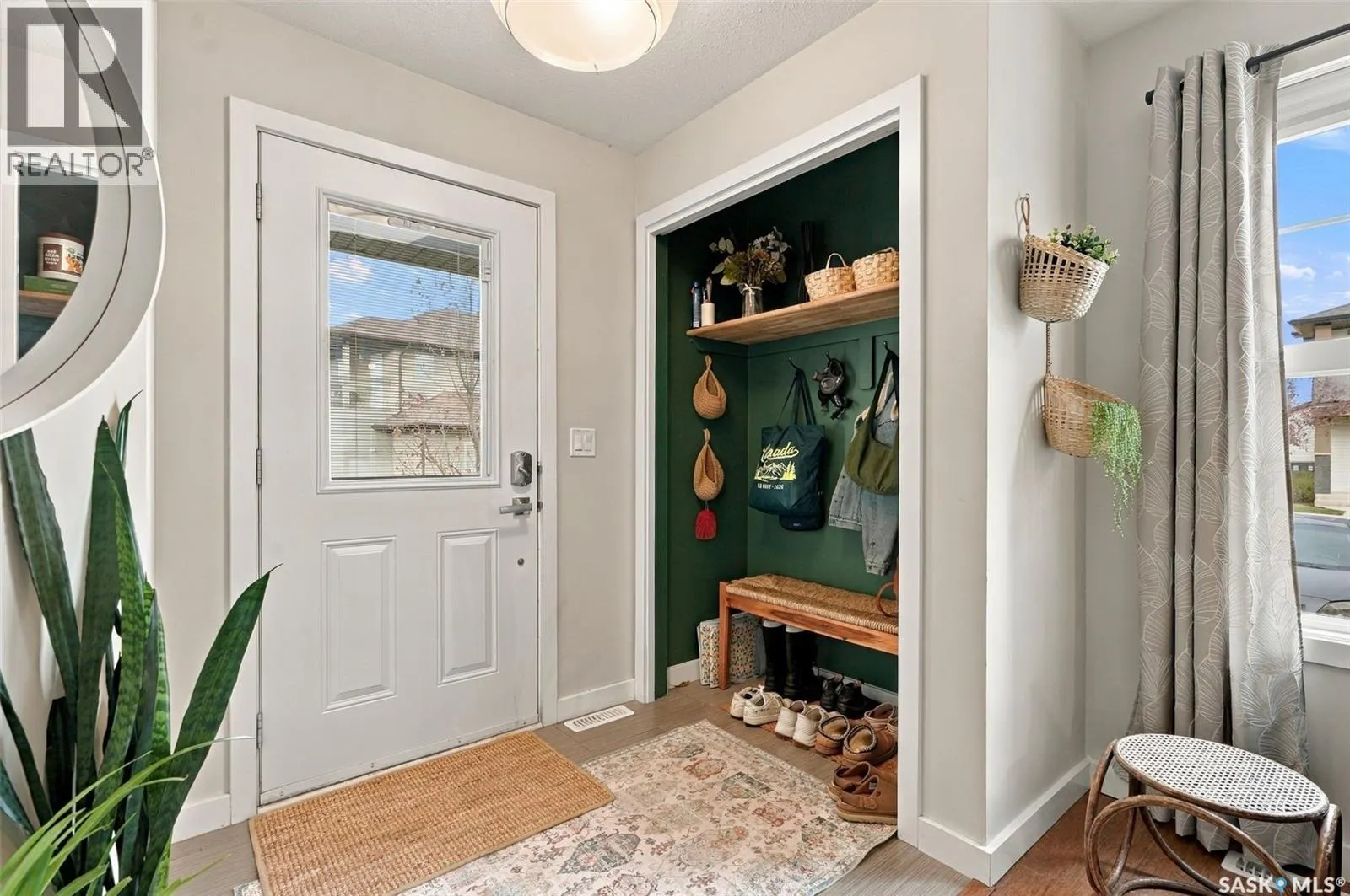 211 1015 Patrick CRESCENT
