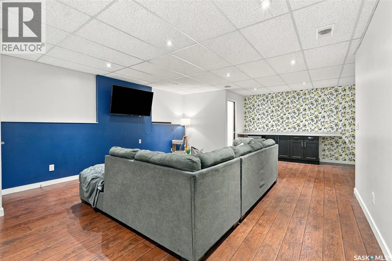 211 1015 Patrick CRESCENT