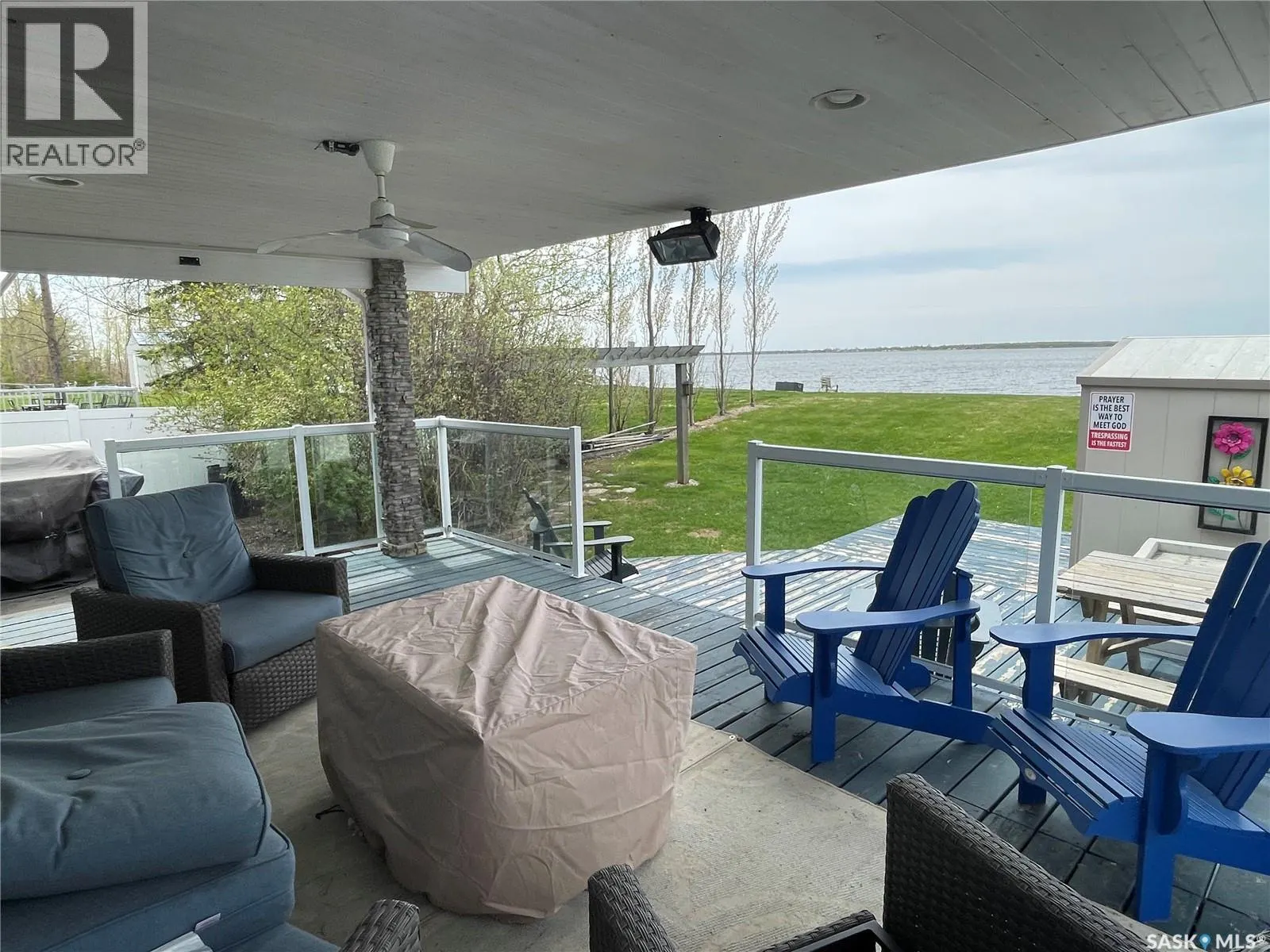 115 Lakeside DRIVE