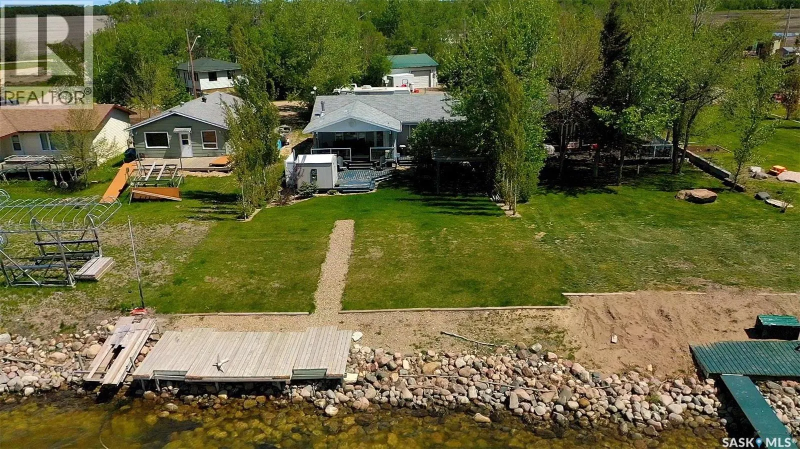 115 Lakeside DRIVE