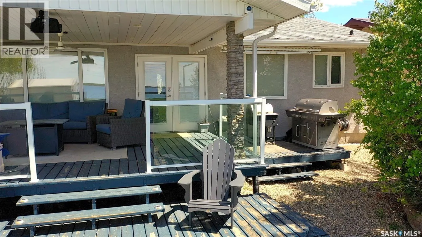 115 Lakeside DRIVE