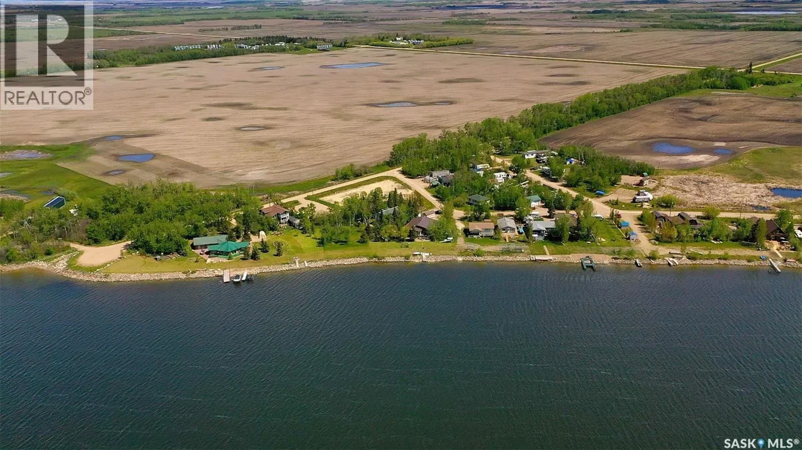 115 Lakeside DRIVE