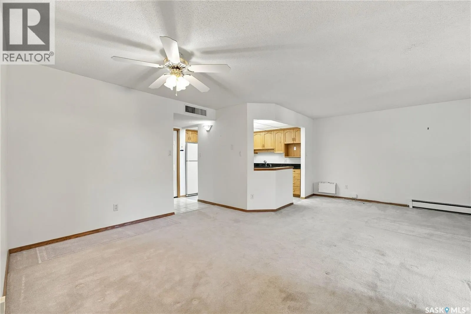 103 303 Pinehouse DRIVE