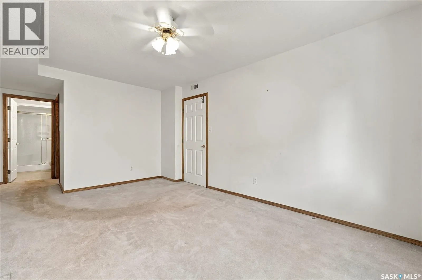 103 303 Pinehouse DRIVE