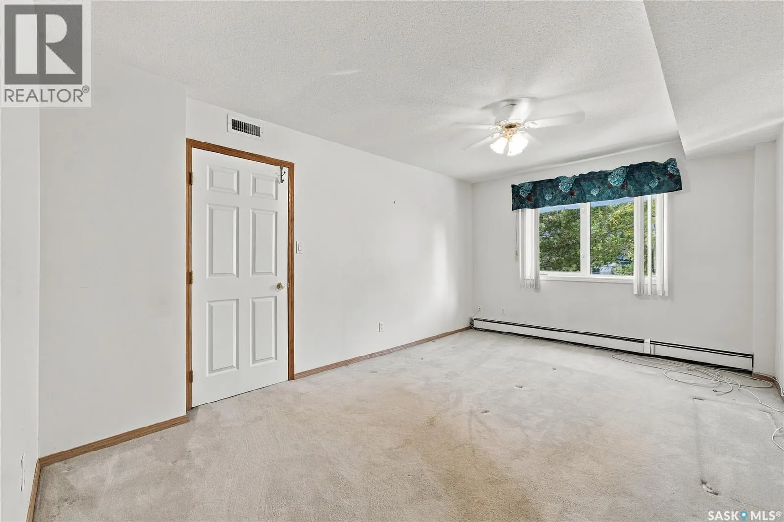 103 303 Pinehouse DRIVE