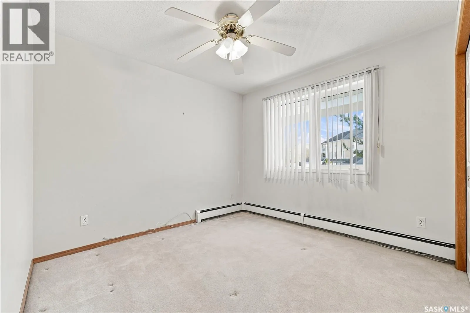 103 303 Pinehouse DRIVE