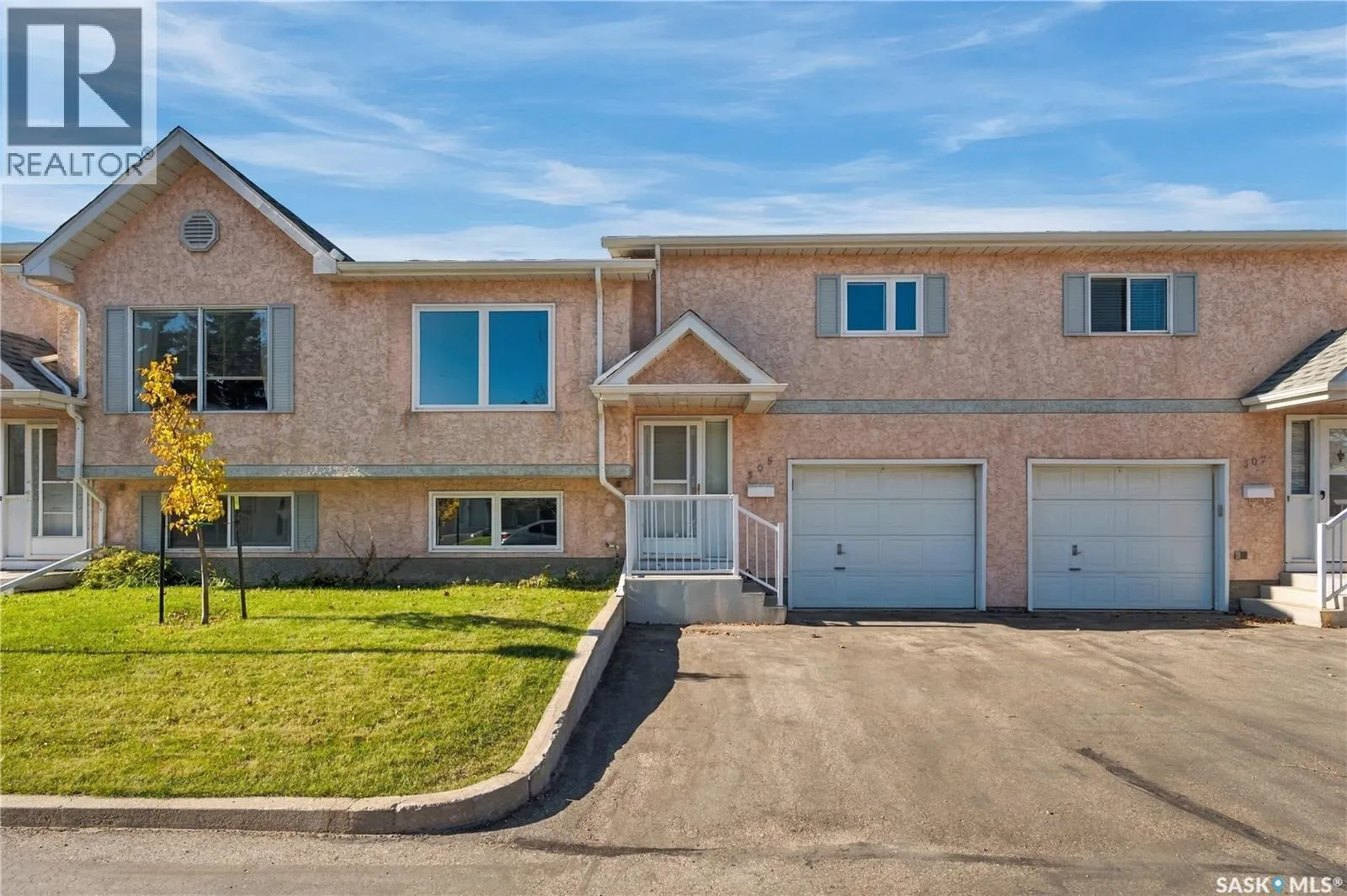 305 610 Perehudoff CRESCENT