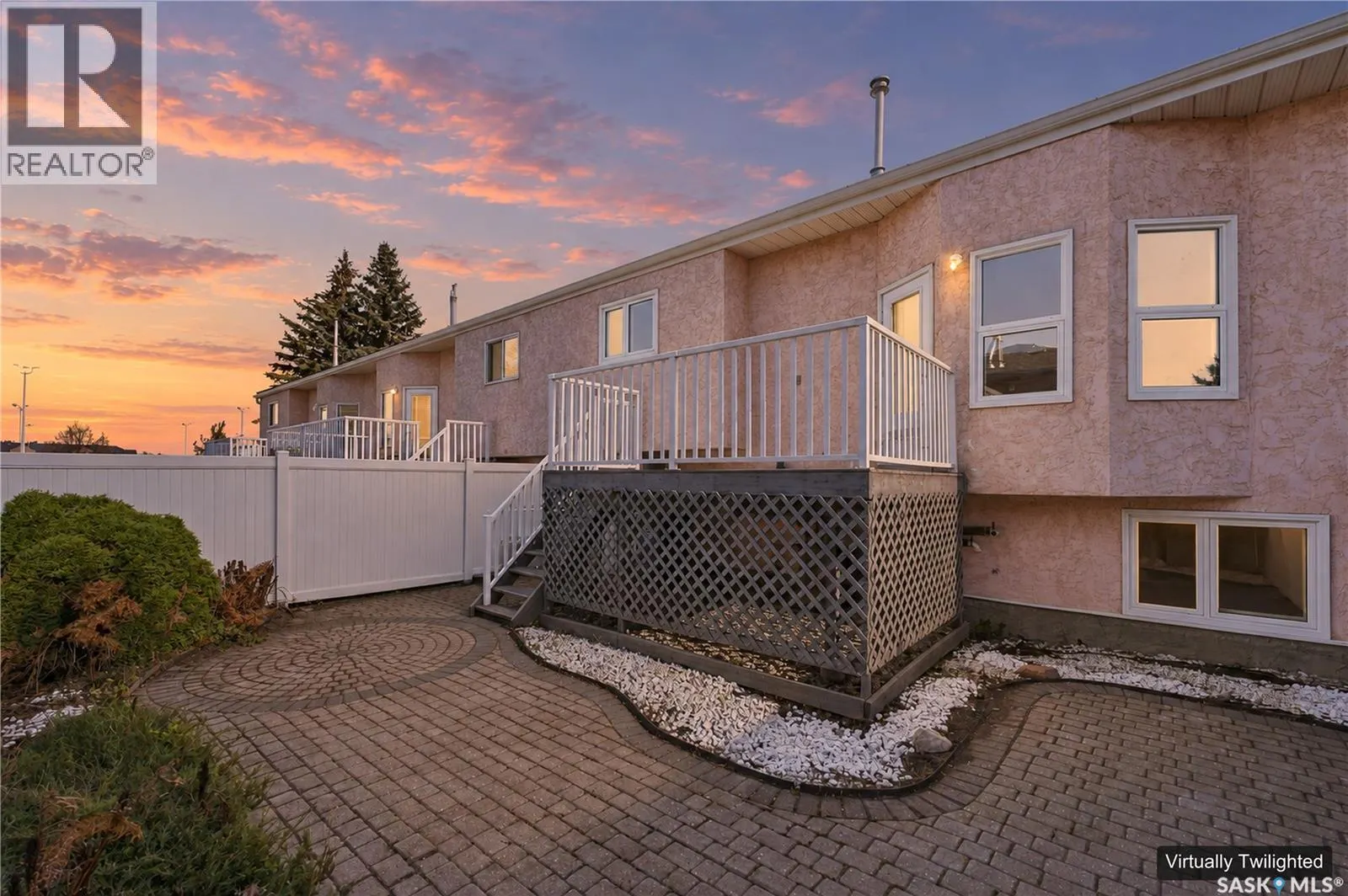 305 610 Perehudoff CRESCENT