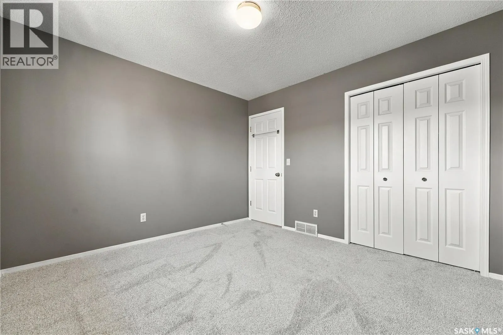 305 610 Perehudoff CRESCENT