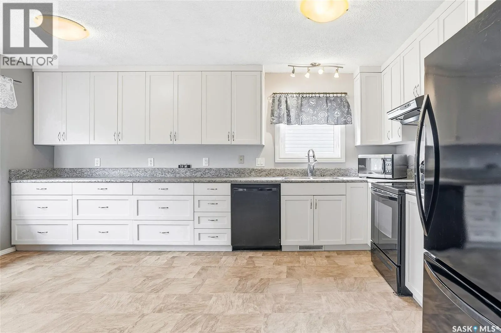 226 O'Regan CRESCENT