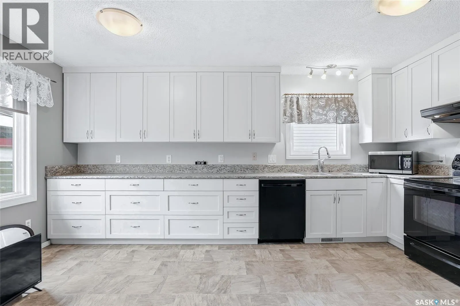 226 O'Regan CRESCENT