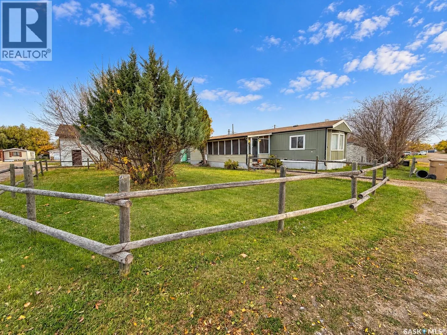 93 Eastview Trailer COURT