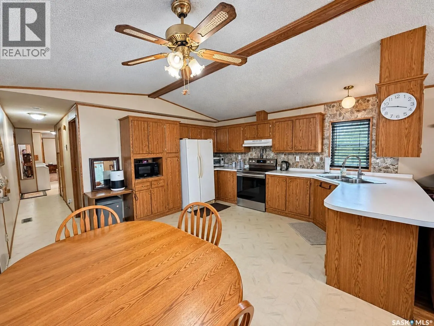 93 Eastview Trailer COURT