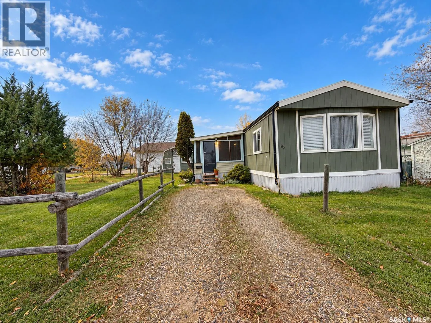 93 Eastview Trailer COURT