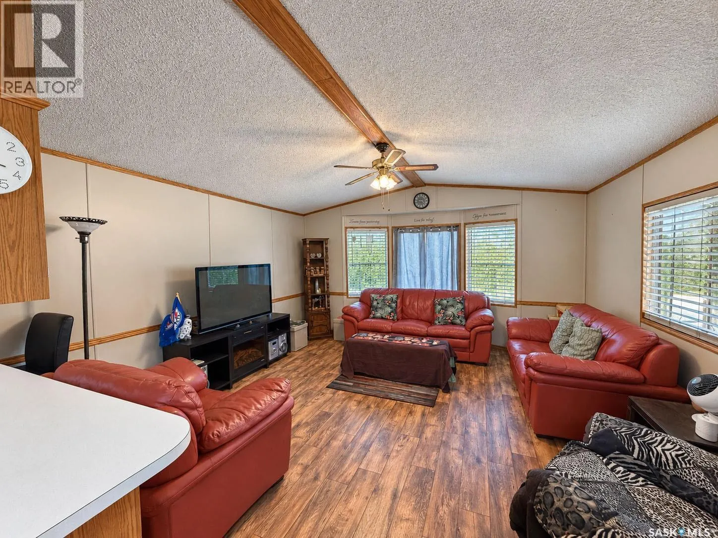 93 Eastview Trailer COURT