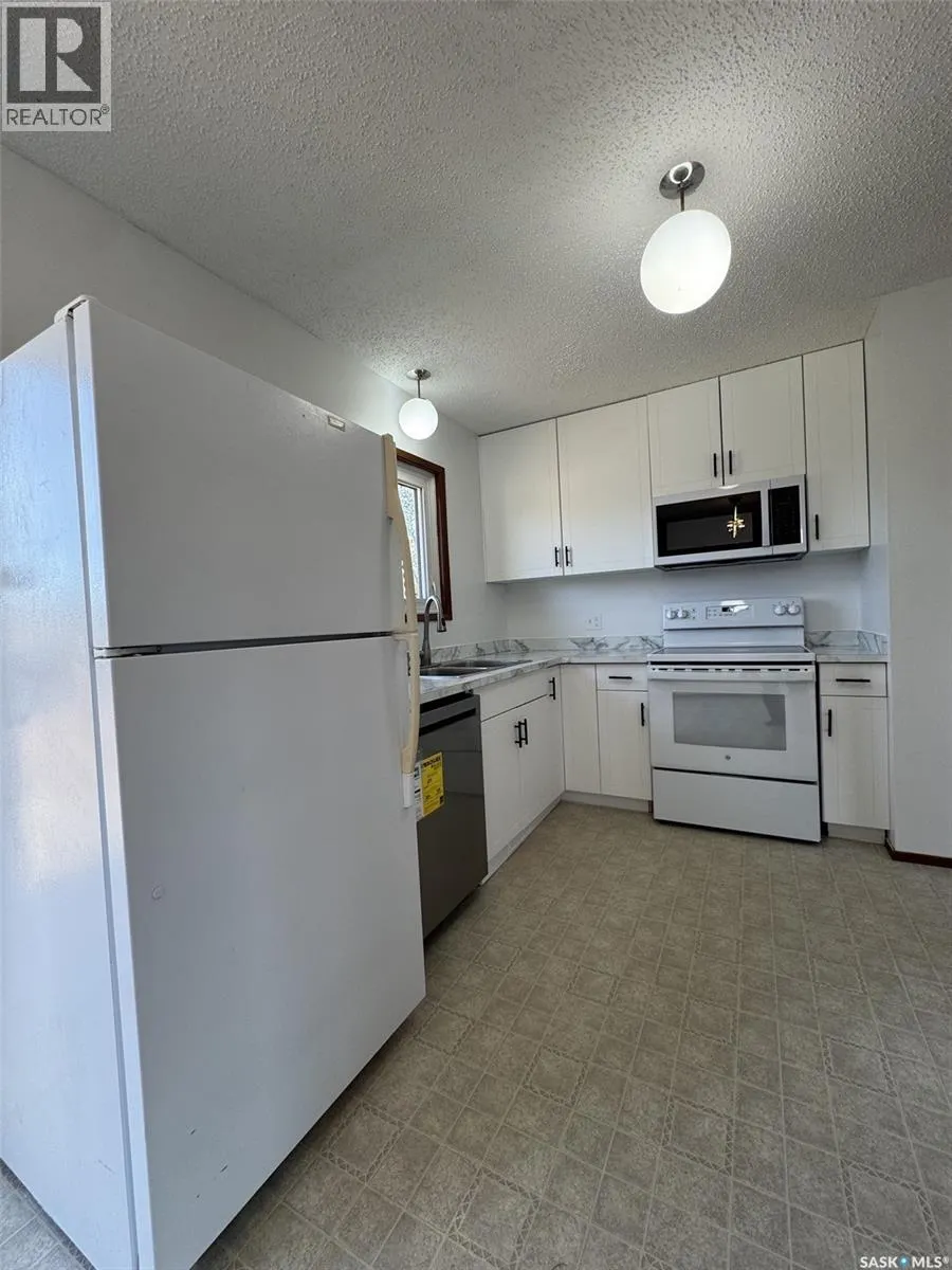 522 Silverwood ROAD