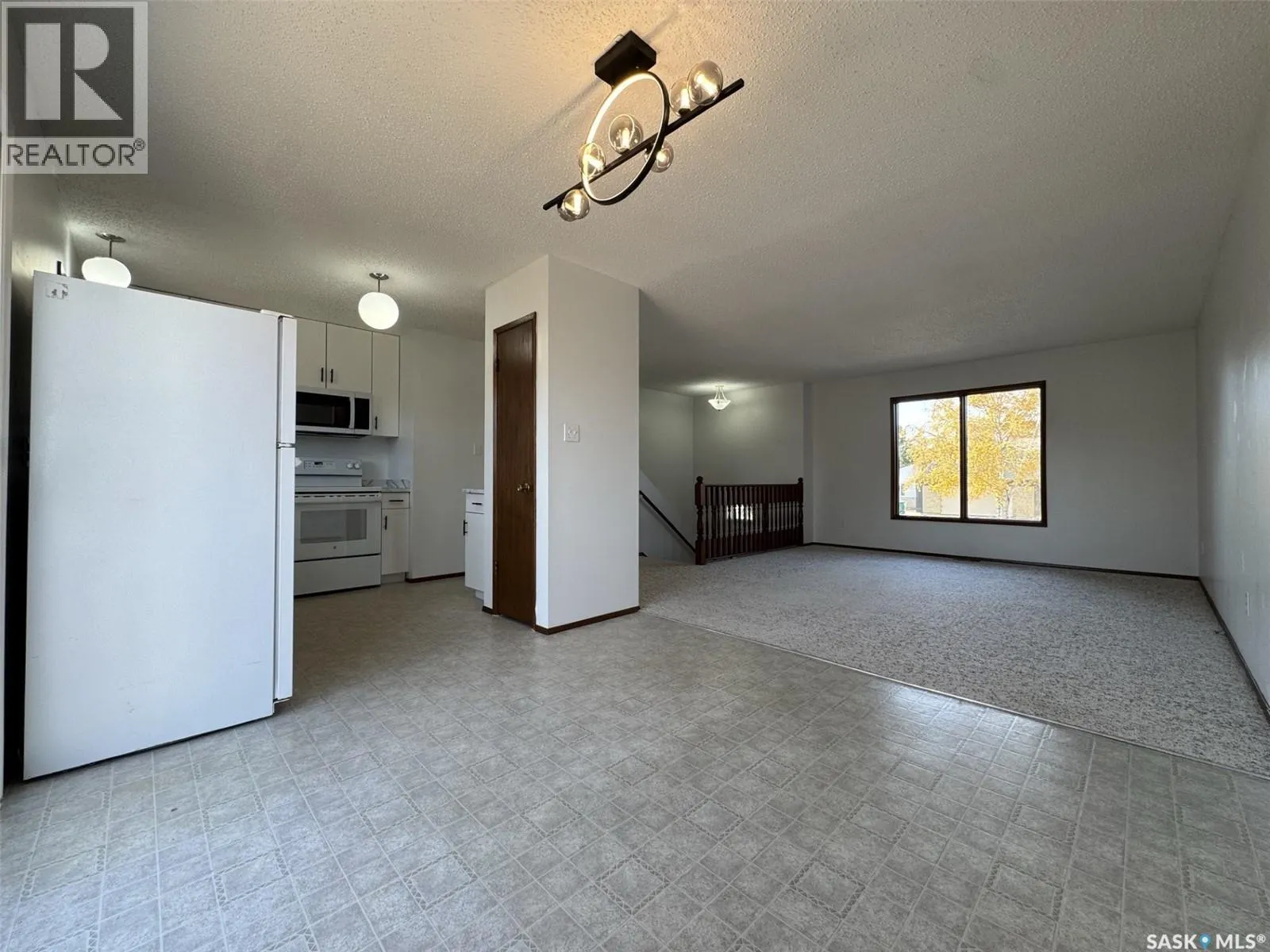 522 Silverwood ROAD