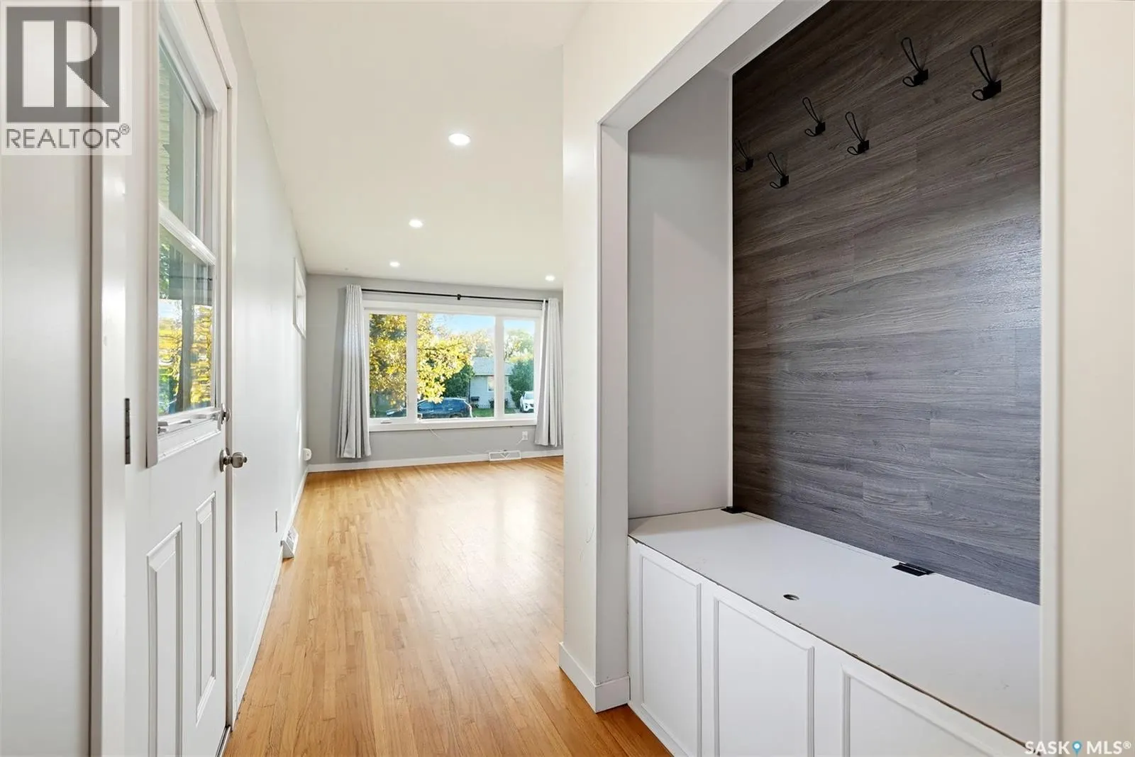13 Stewart AVENUE