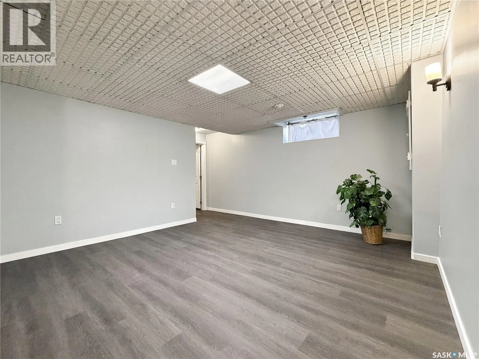 3158 37TH STREET W