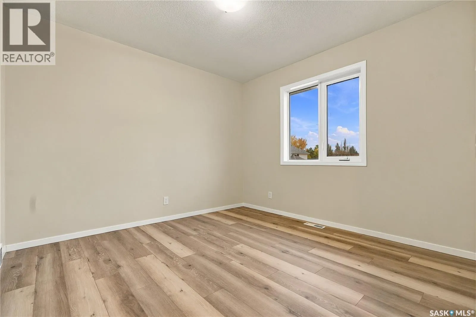 3158 37TH STREET W