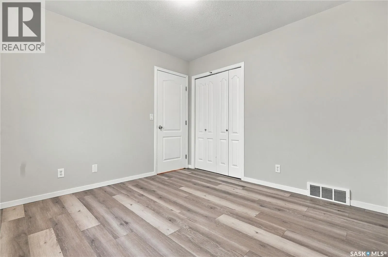 3158 37TH STREET W