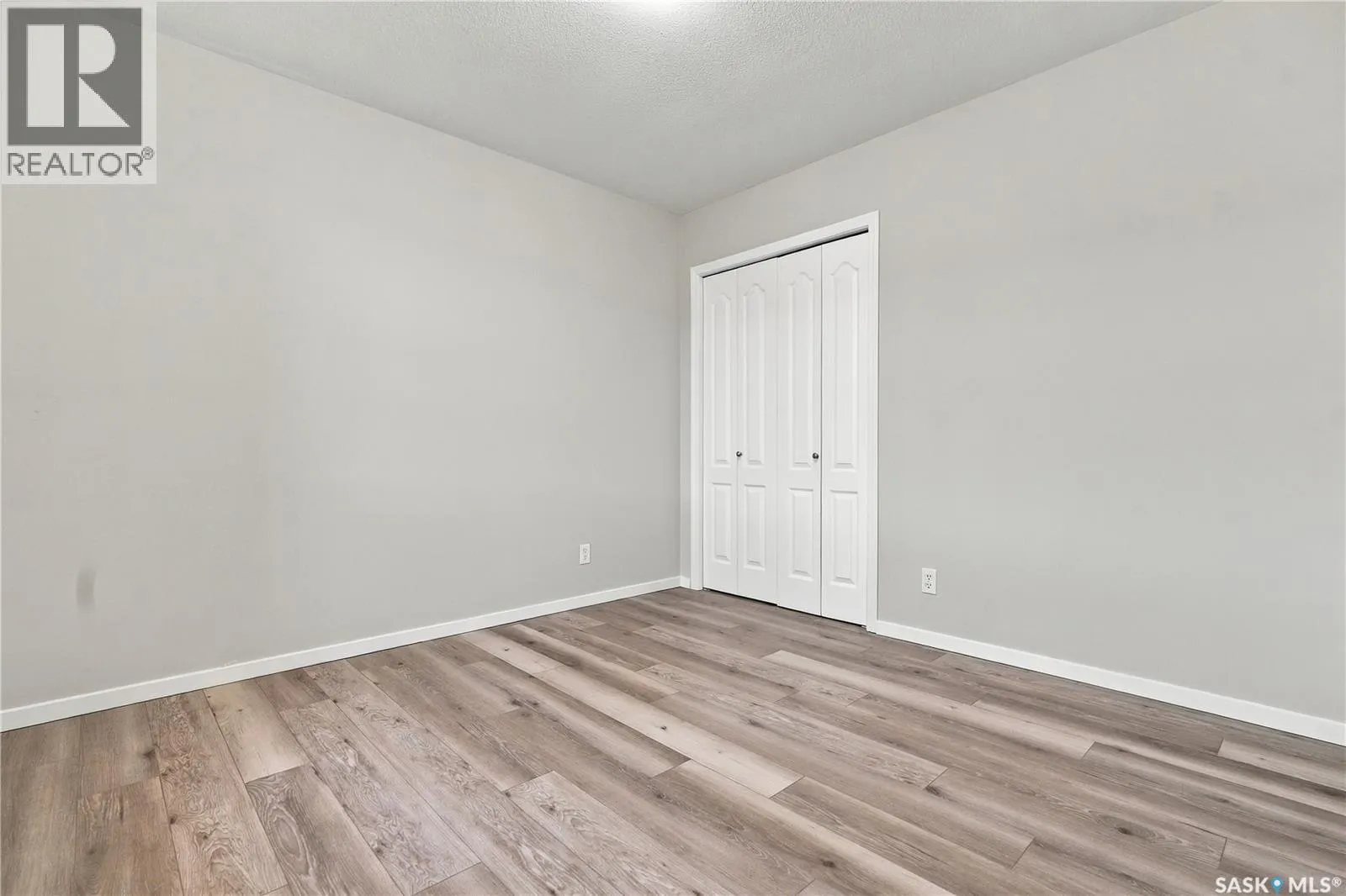 3158 37TH STREET W