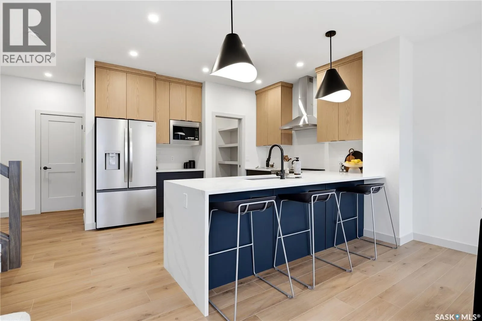 11 Vancouver CRESCENT