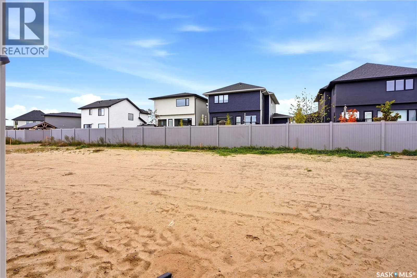 11 Vancouver CRESCENT