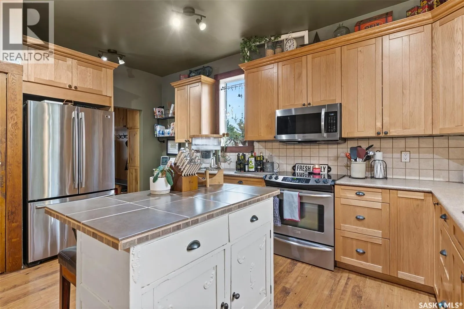 13.04 Acreage by Lake Diefenbaker
