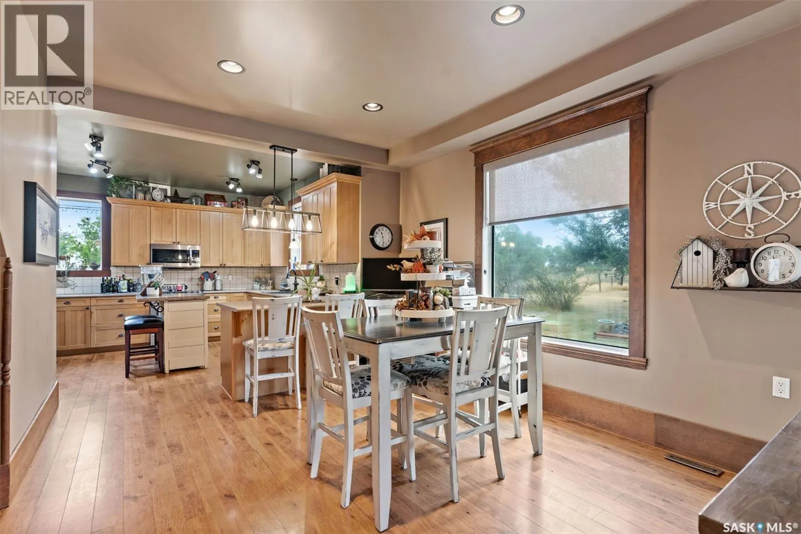 13.04 Acreage by Lake Diefenbaker