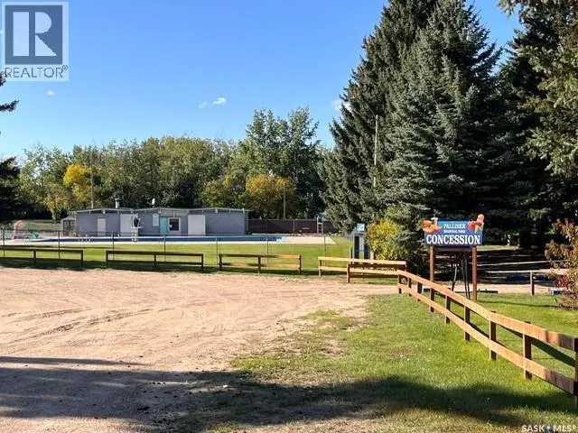 45 Snedden CRESCENT