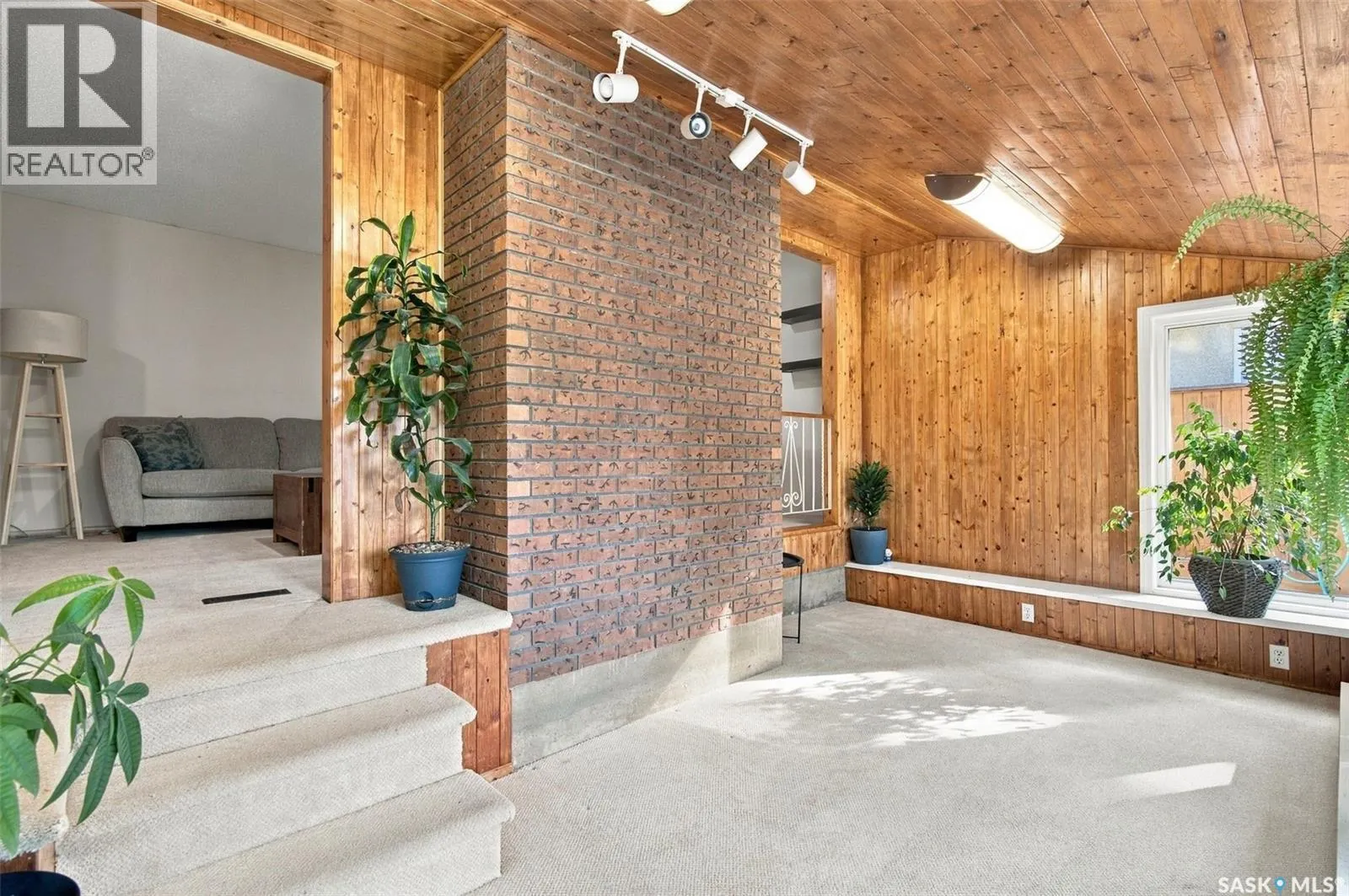 122 MICHENER DRIVE