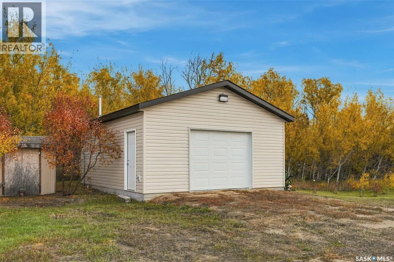 Pike Lake Scenic Country Acreage