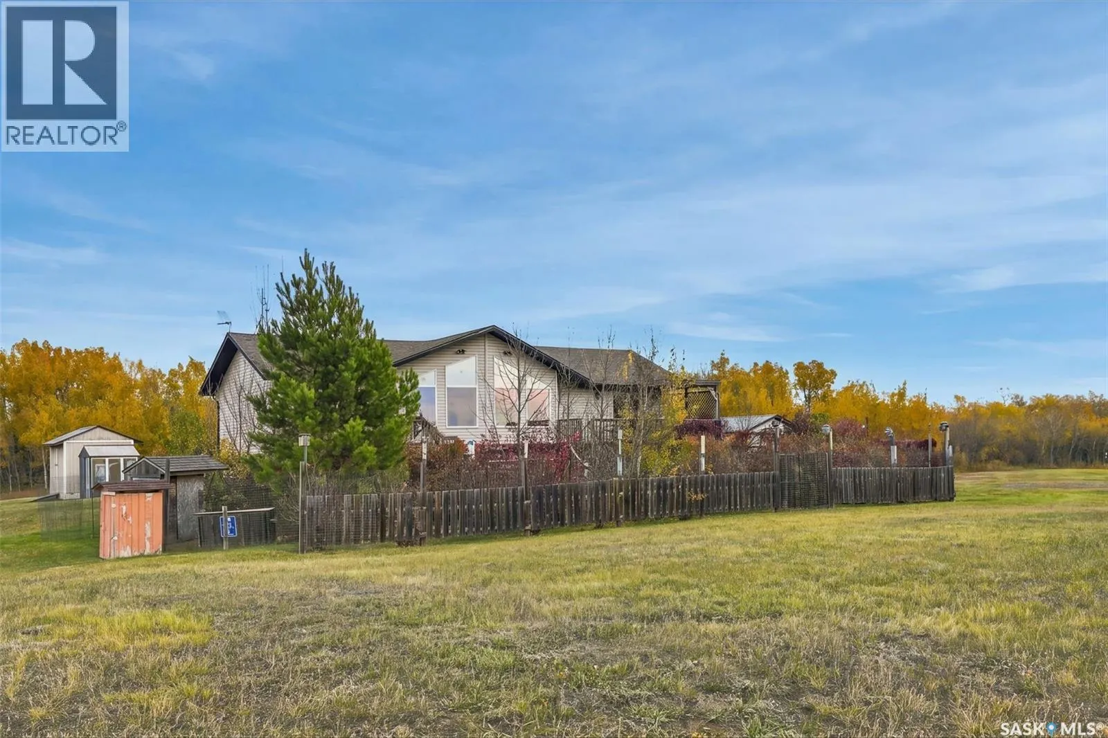 Pike Lake Scenic Country Acreage