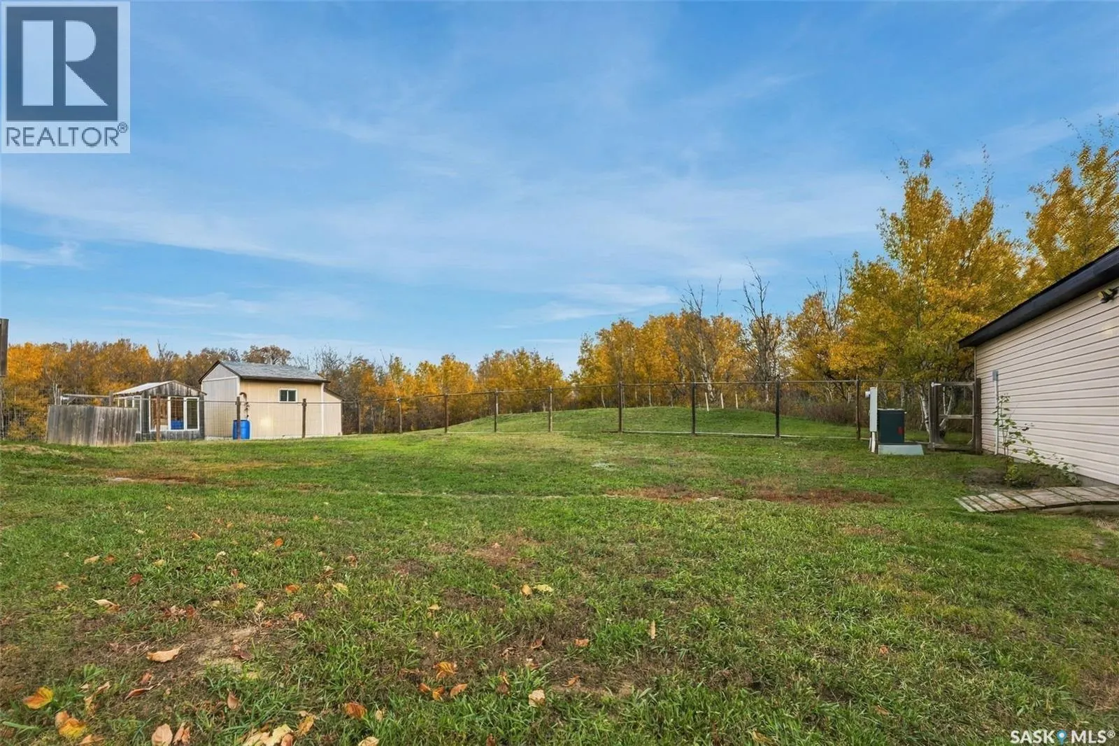 Pike Lake Scenic Country Acreage