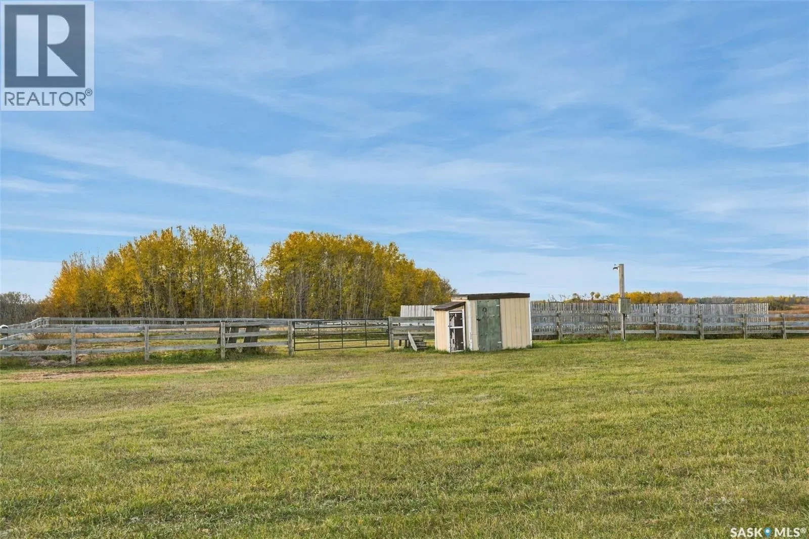 Pike Lake Scenic Country Acreage