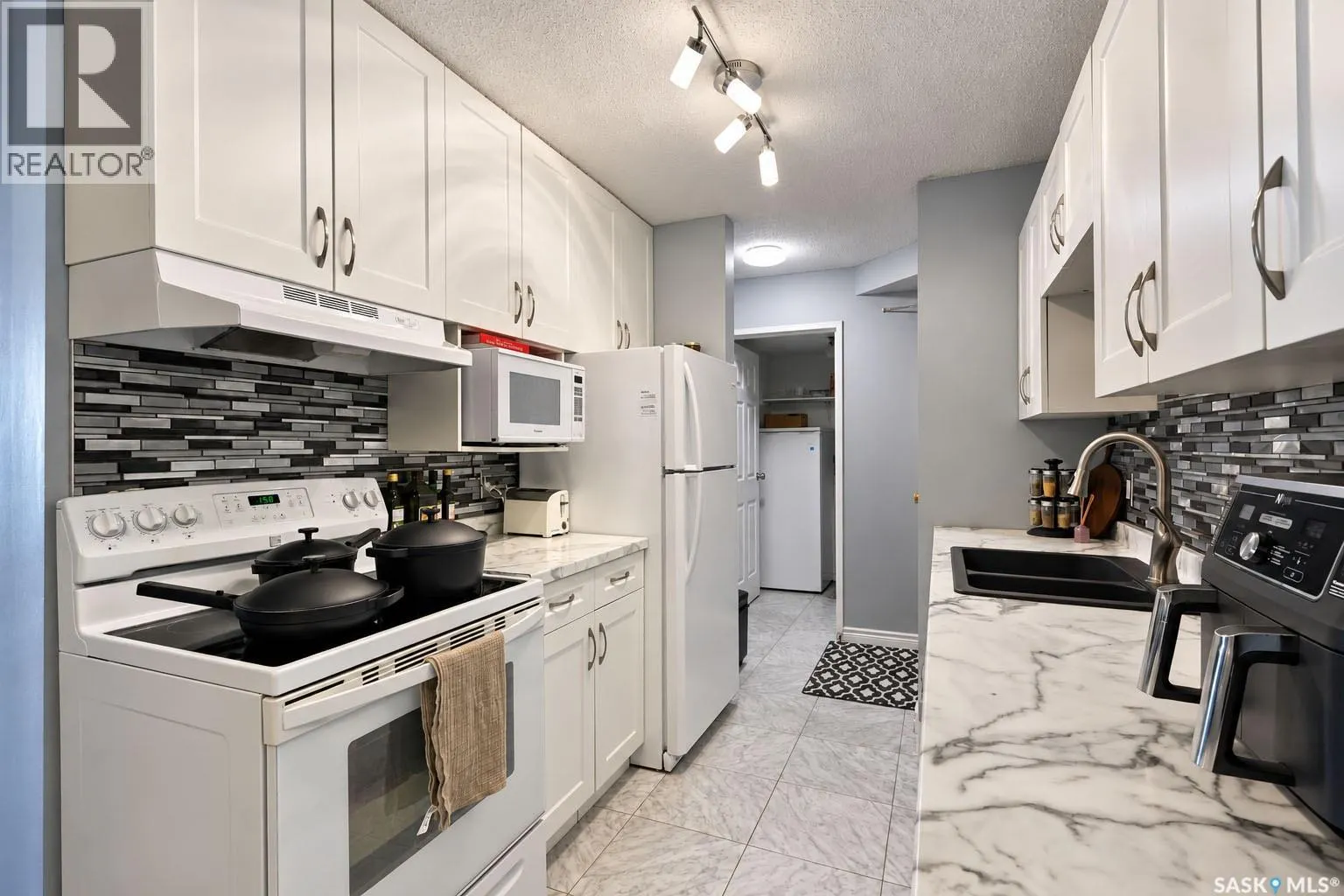 105 1580 Olive Diefenbaker DRIVE