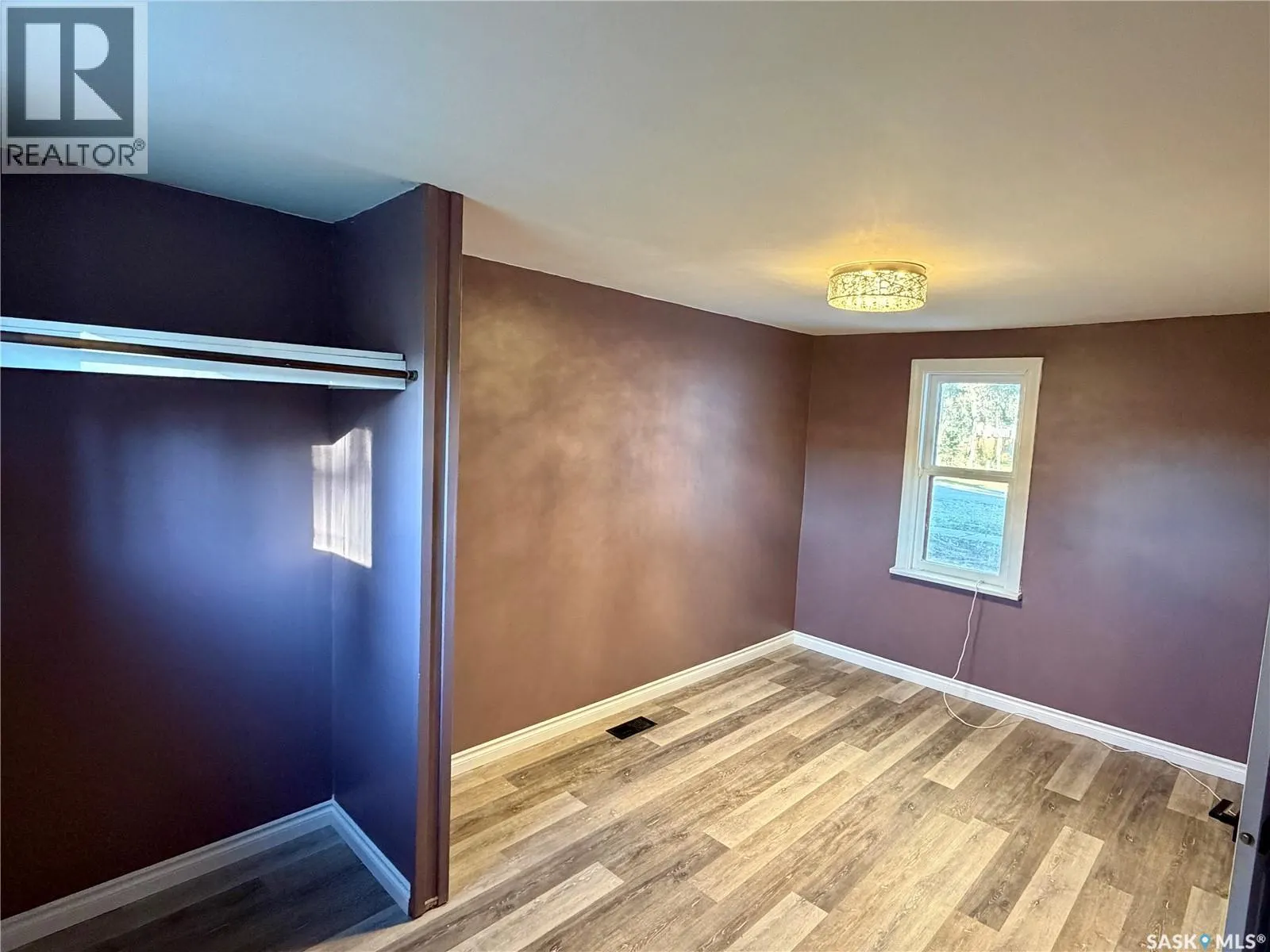 302 3rd STREET